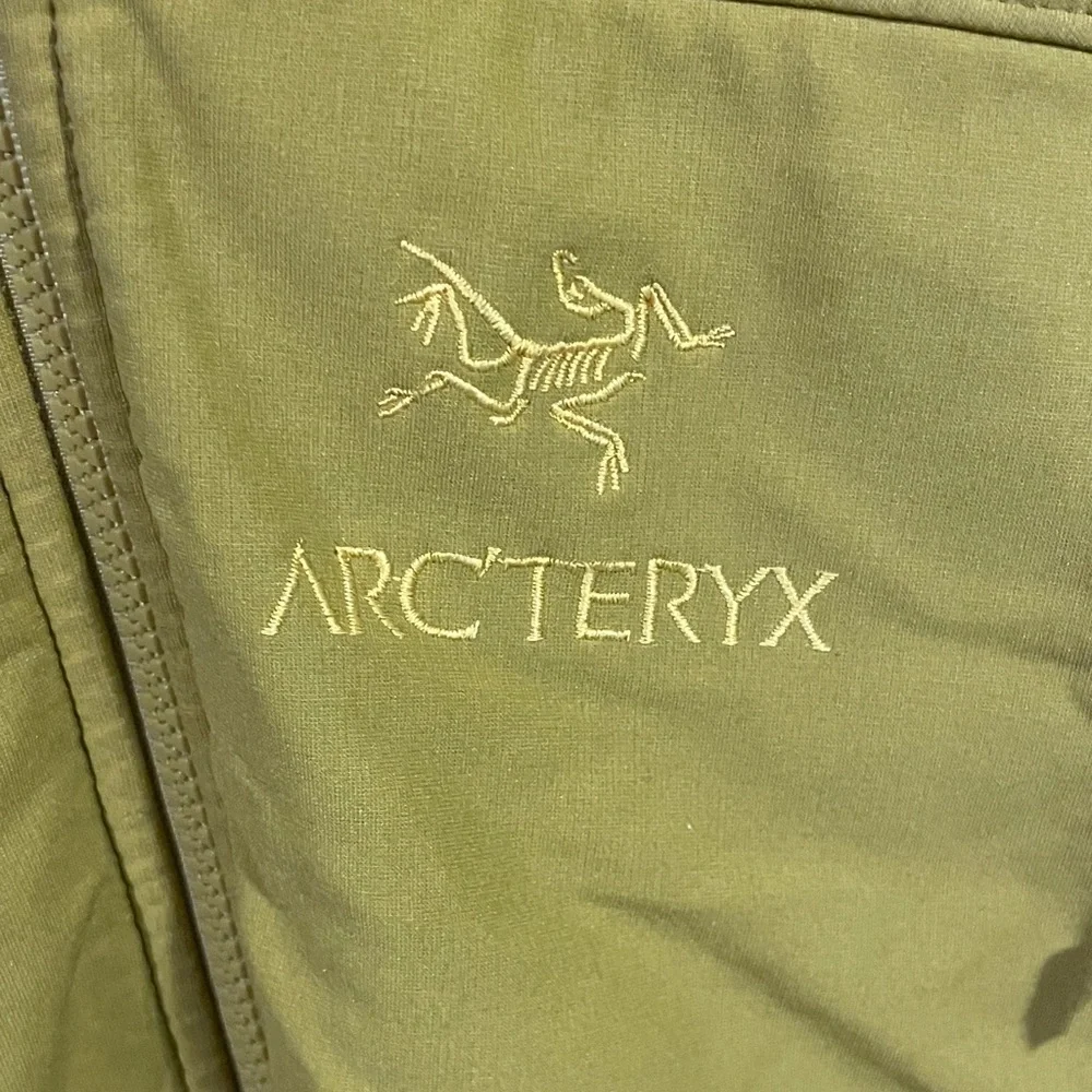 Arc'teryx polartec Men's Mustard Performance Jacket - Picture 4 of 7